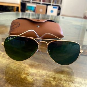 Ray Ban Aviator sunglasses